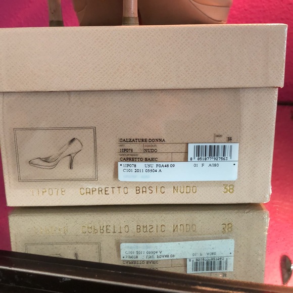 Prada basic nude pumps - Picture 7 of 7